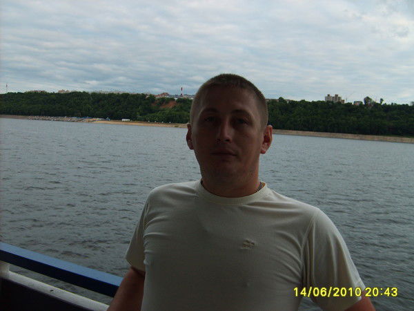 Влад Петров