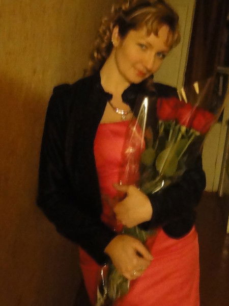 Неля Леонова