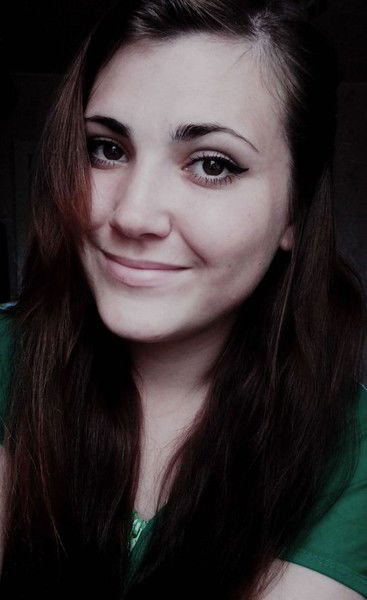 Оленька Григорьева