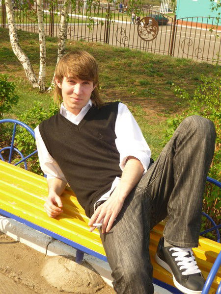 Володя Нуждов