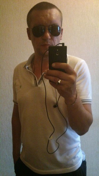 Виктор Новиков