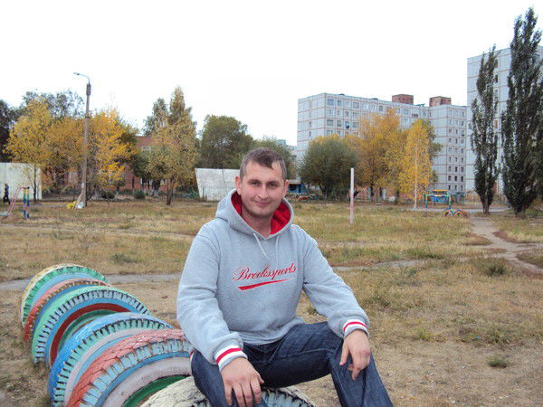 Женя Сотников