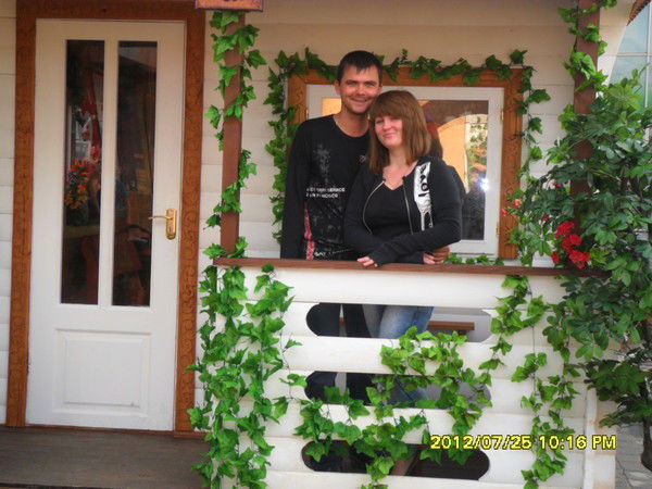 Оля Холдеева