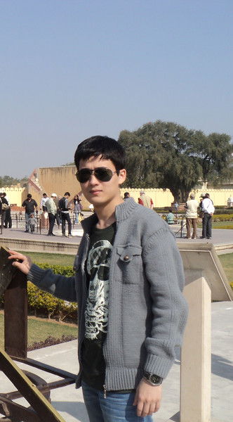 Сардор Ахмаджанов