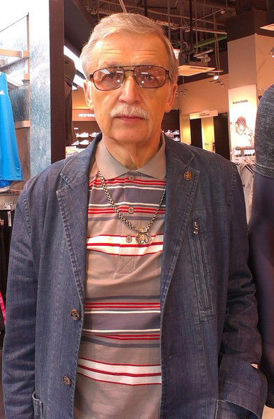 Леонид Кедров