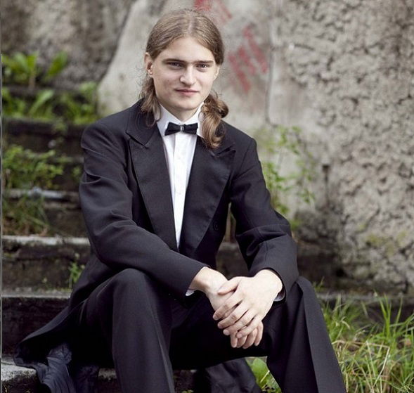 Сергей Новиков