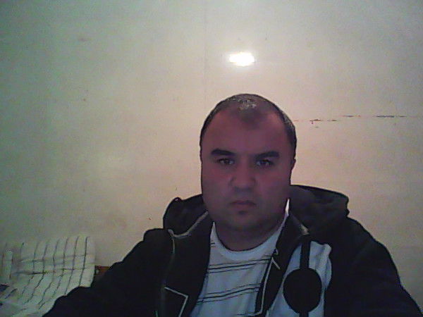 Парвиз Тоиров