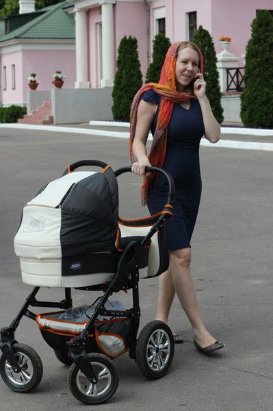 Минаева Маша