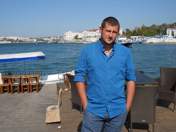 Денис Распопов