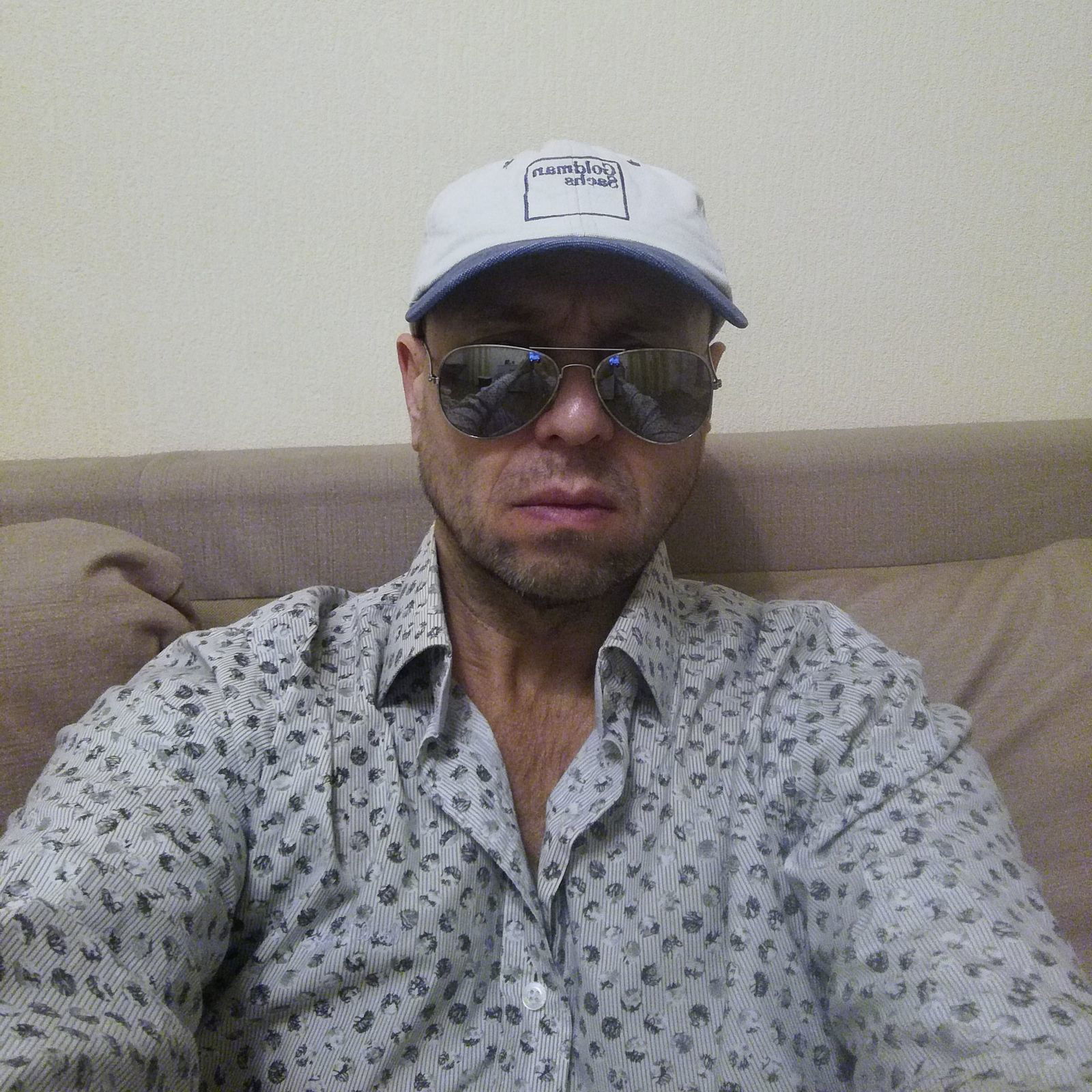 Макс Бугров