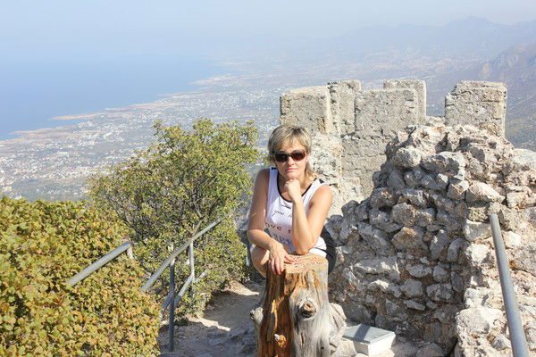 Елена Лущик