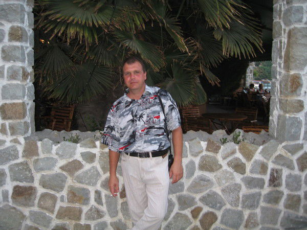 Сергей Толстой