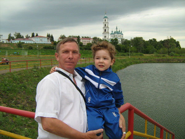 Виктор Микшин