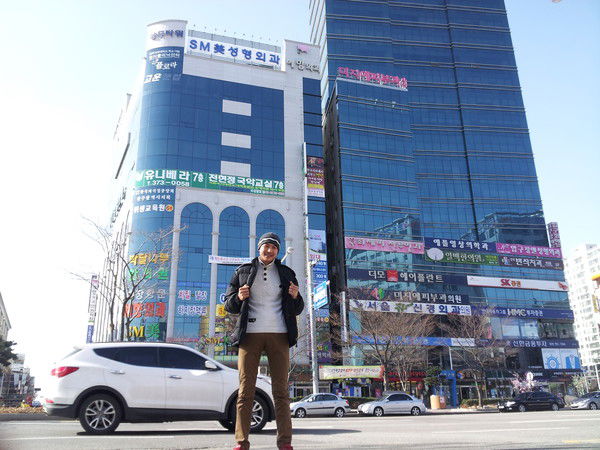 Ислам Мадалканов