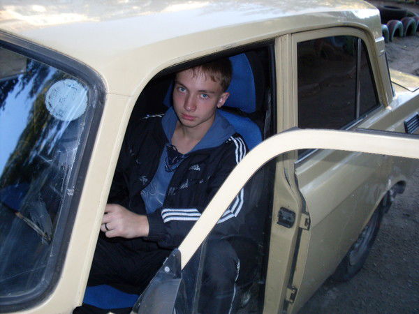 Иван Плотников