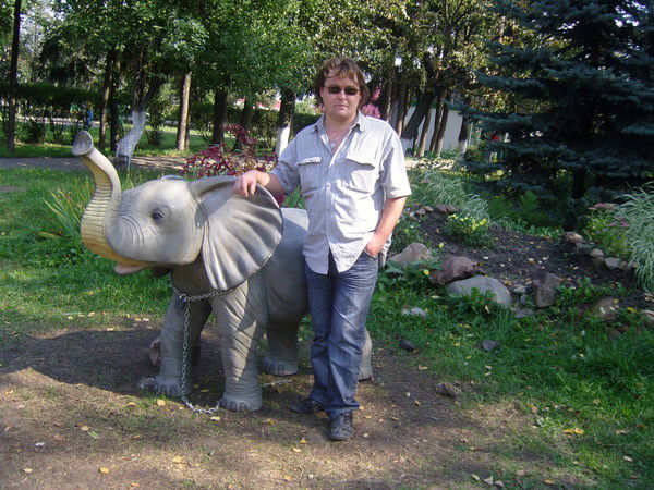 Антон Замотин