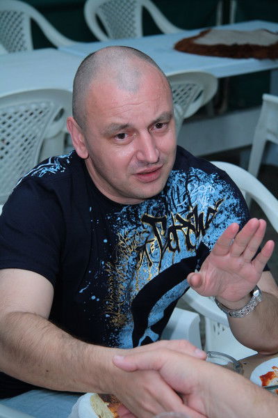 Иван Иванов