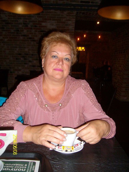 Людмила Полякова