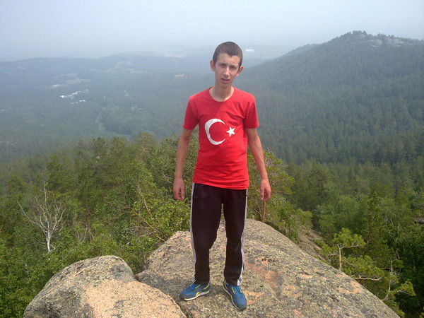 Александр Ларкин