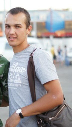 Дамир Шамшаев