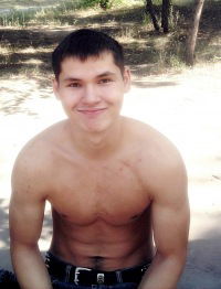 Владислав Кулатаев