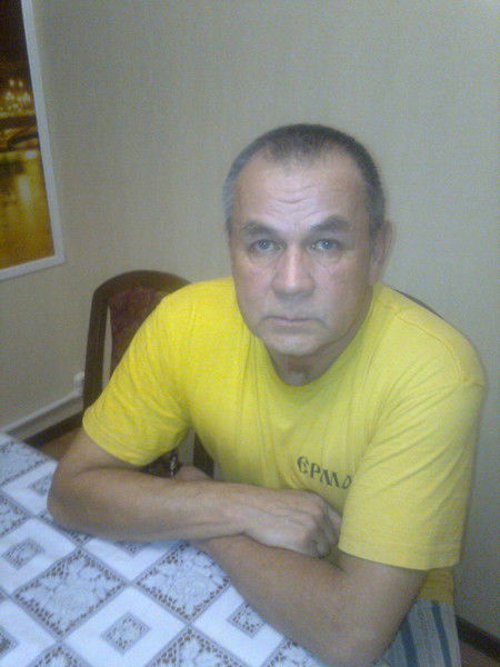 Георгий Александров