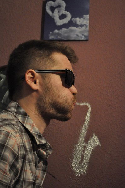 Неизвестно Неизвестно