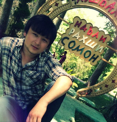 Уктам Джумаев