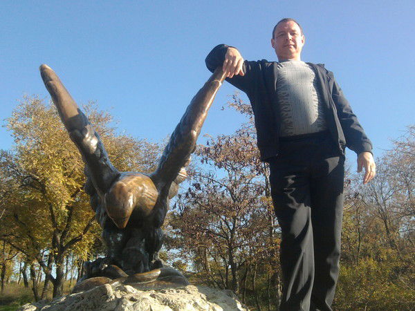 Валерий Исаев