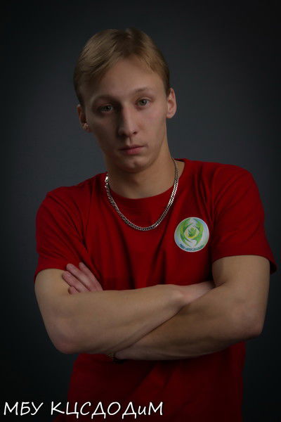 Никита Захаров