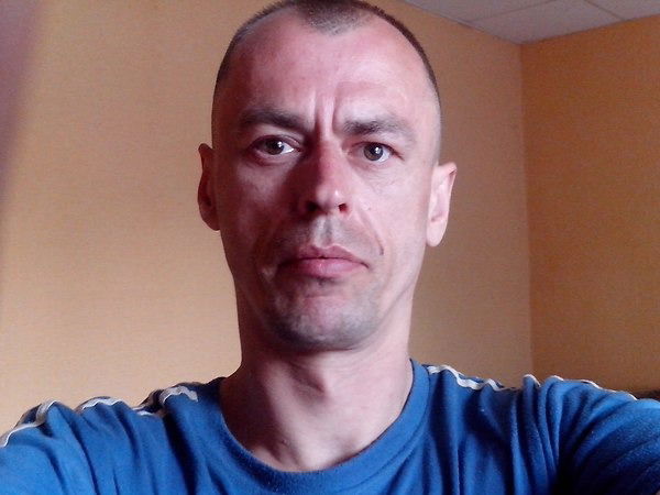 Александр Иванов