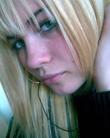 Анюта Сутормина