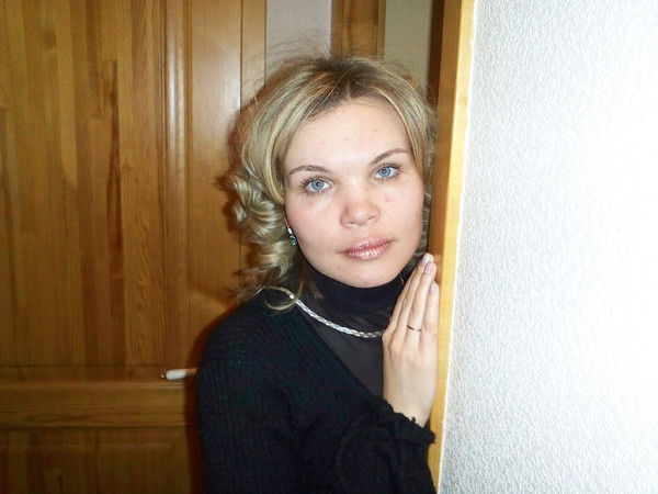 Лена Дёмина