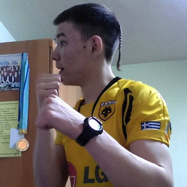 †mr.[Danik] †•••}C  Cc Детдомовский