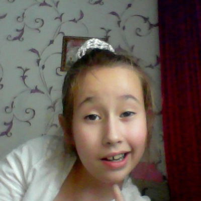 Юля Левченко