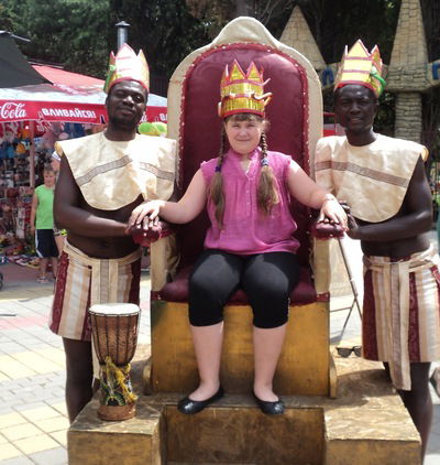 Таня Похвальная