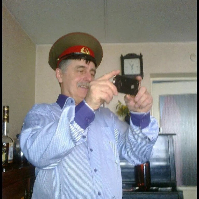 Валерий Бурцев Из Кузбасса