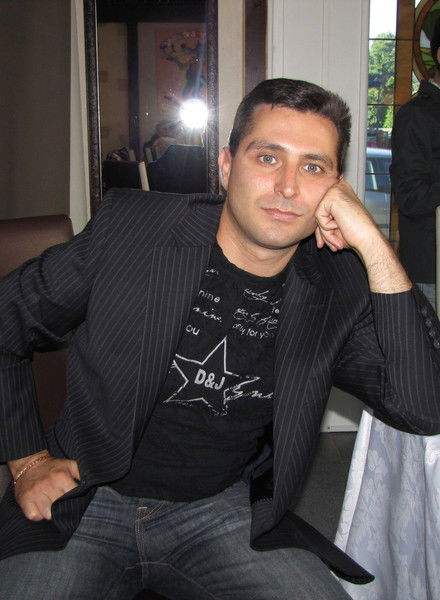 Дмитрий Учитель