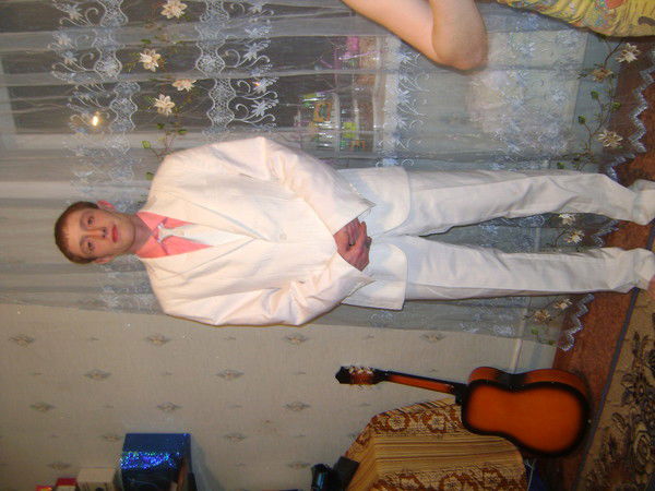 Артем Глушков