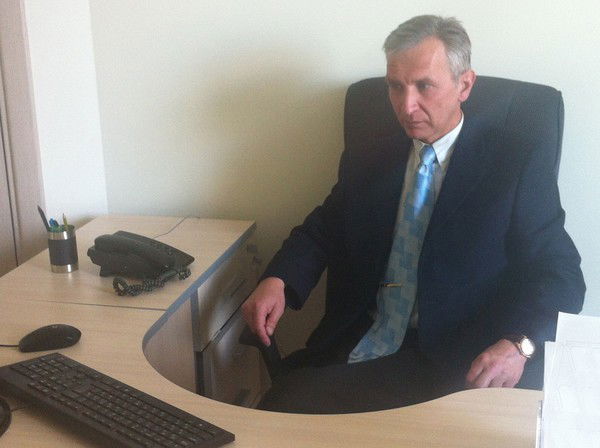 Александр Неустроев