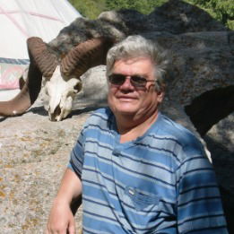 Виталий Новичков