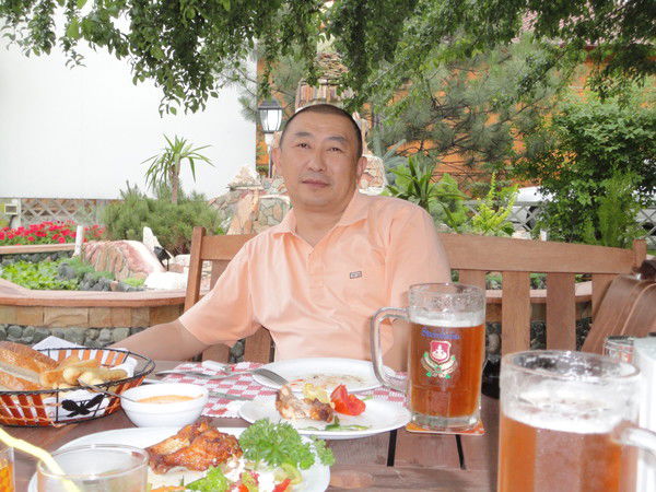 Алмаз Жапаркулов