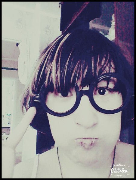 Позитивная(Плохая) Девчонка ~