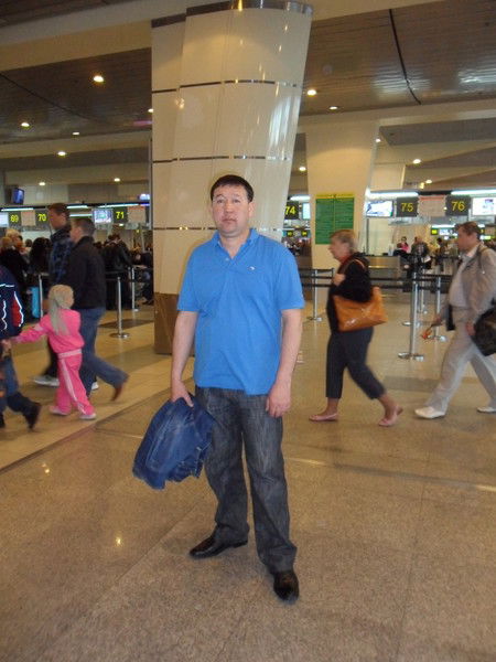 Айбек Какиев