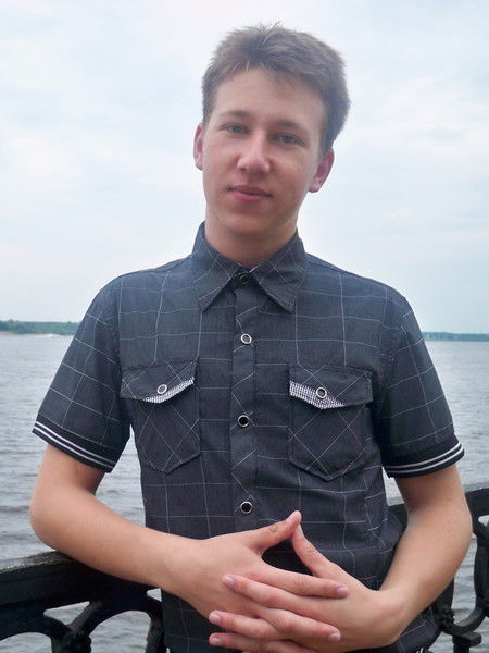 Денис Хорошавин