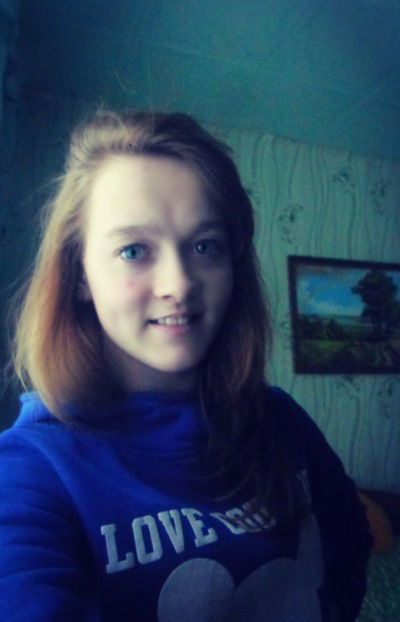 Юля Костева