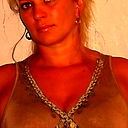 Лена Левина