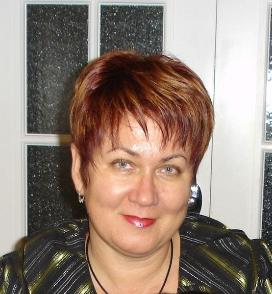 Елена Титова