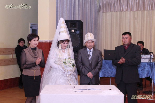 Айнура Асанакунова