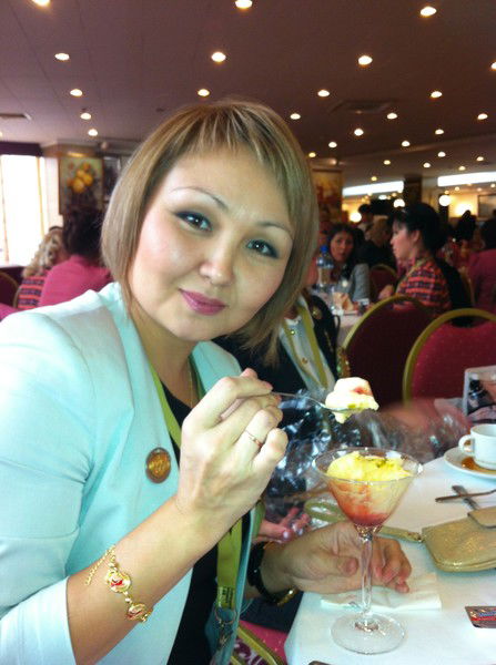 Лариса Церенова